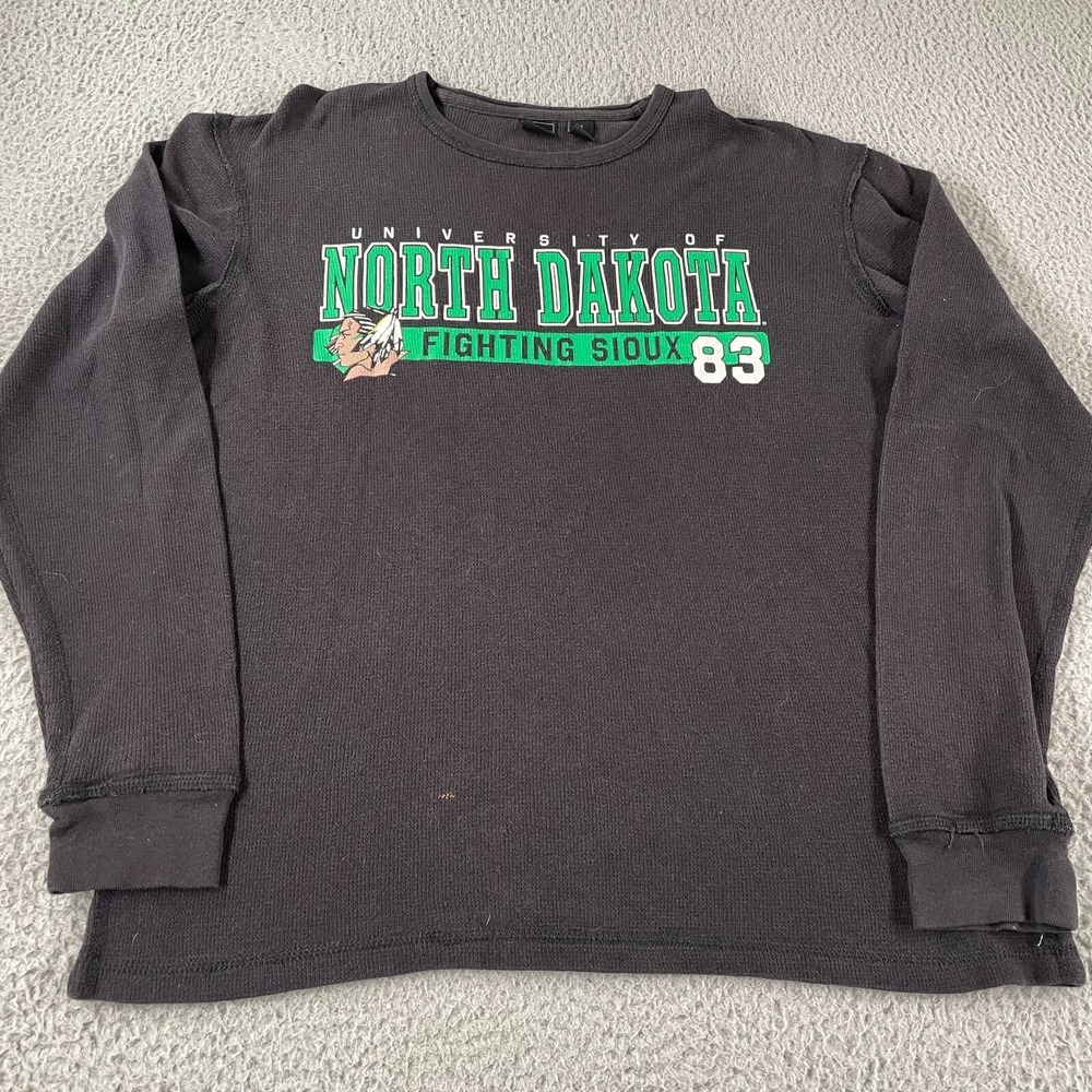 UND Fighting Sioux Thermal Waffle T Shirt Men's Size M Medium RARE Tee *